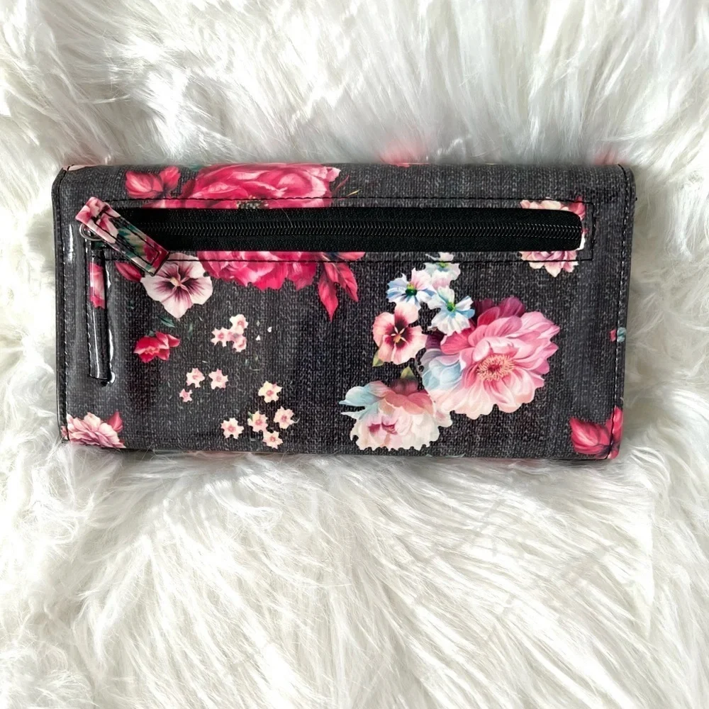 Floral Black Patent Leather Clutch Wallet Kelly and Katie - Picture 3 of 5